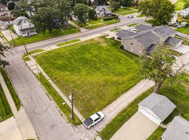 1000 1st Avenue W, Newton, IA 50208