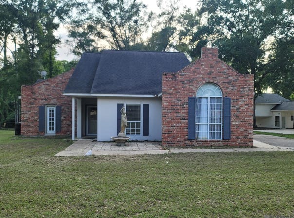 17419 Summerfield Rd North, Prairieville, LA 70769