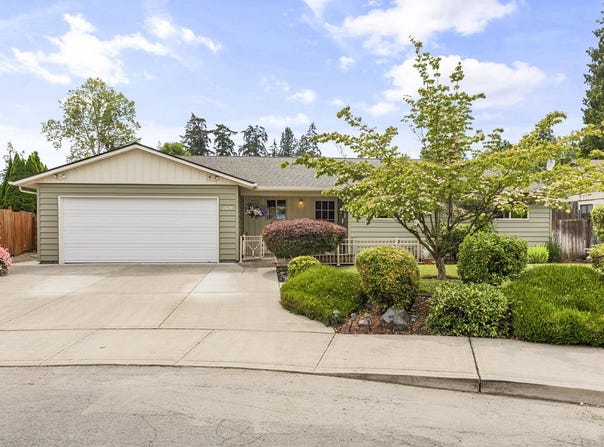 1824 JONATHAN Ct NE, Keizer, OR 97303