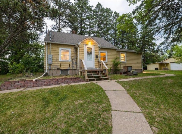 8446 Mud Lake Road, Mountain Iron, MN 55768