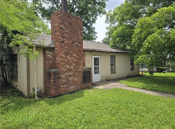107 W 6 Street, Urich, MO 64788