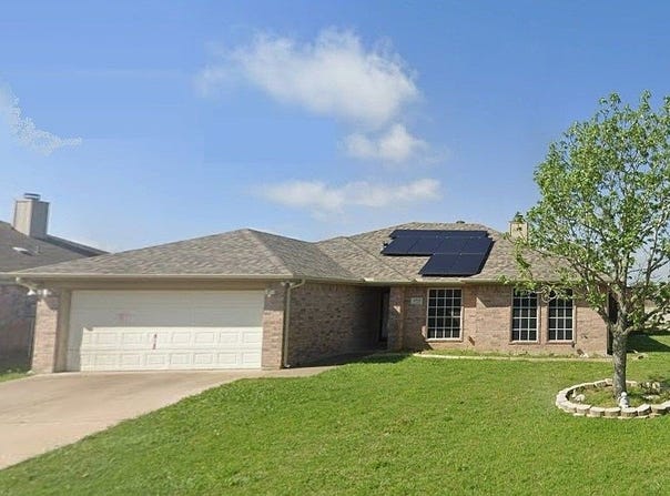 959 Aaron Drive, Burleson, TX 76028
