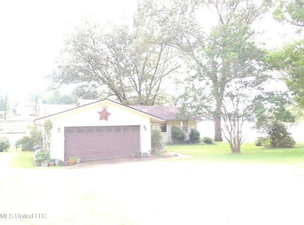 8671 Bob White Drive, Hernando, MS 38632