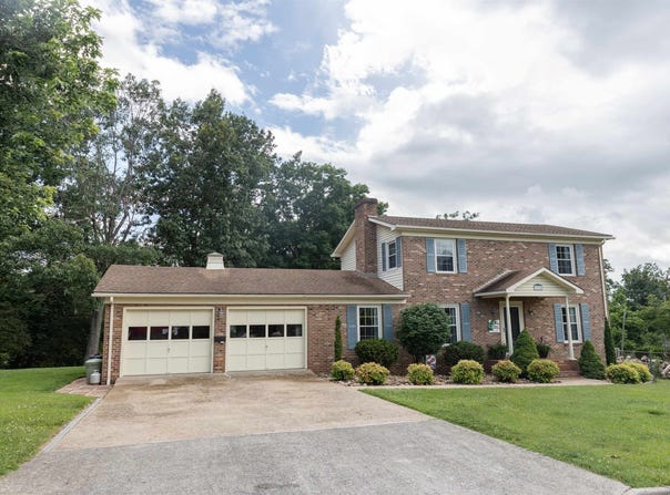 1014 E 22ND ST, BUENA VISTA, VA 24416