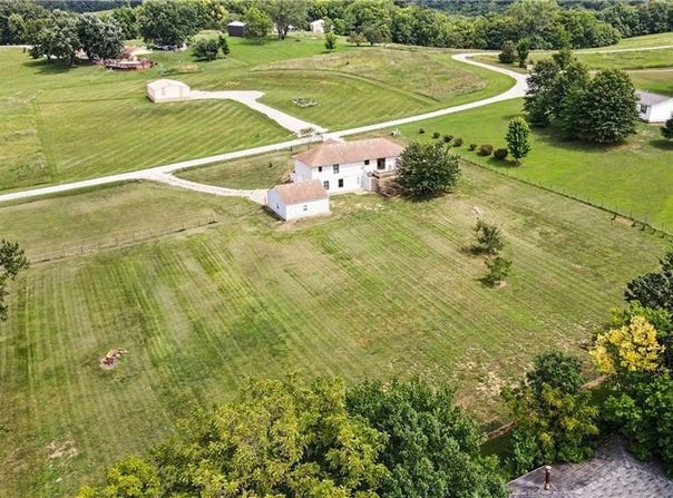 31455 Lyman Lane, Excelsior Springs, MO 64024