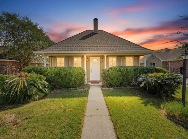 1075 ELVIN DR, Baton Rouge, LA 70810
