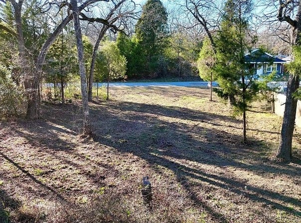 120 Shallowater Road, Mabank, TX 75156