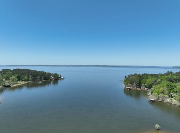 26 LUNKER LANE, FLORIEN, LA 71429
