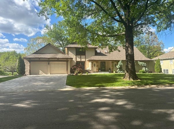 12719 Sagamore Road, Leawood, KS 66209
