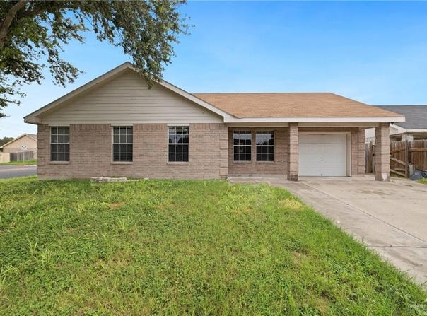 2216 Fairmont Avenue, McAllen, TX 78504