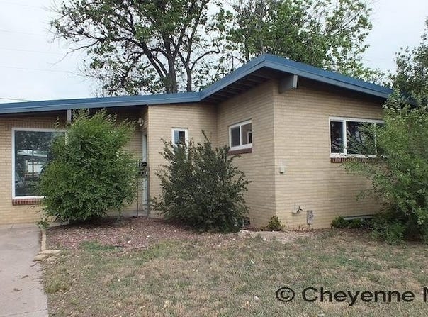808 WINDMILL RD, Cheyenne, WY 82001