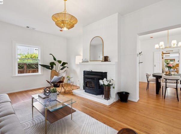 3287 Briggs Ave, Alameda, CA 94501