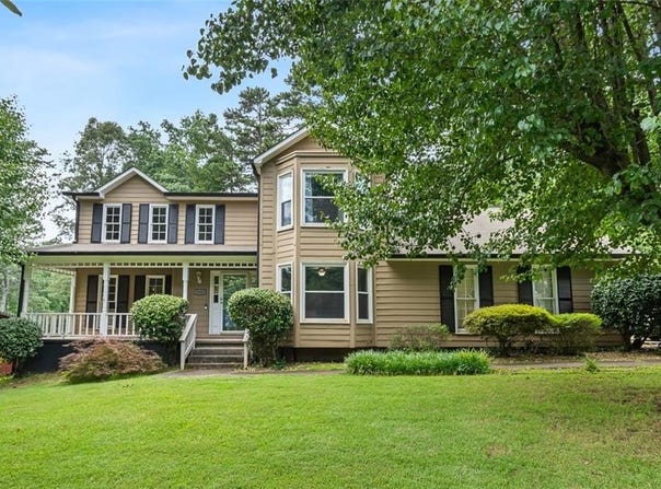 2889 Carrousel Court, Stone Mountain, GA 30087
