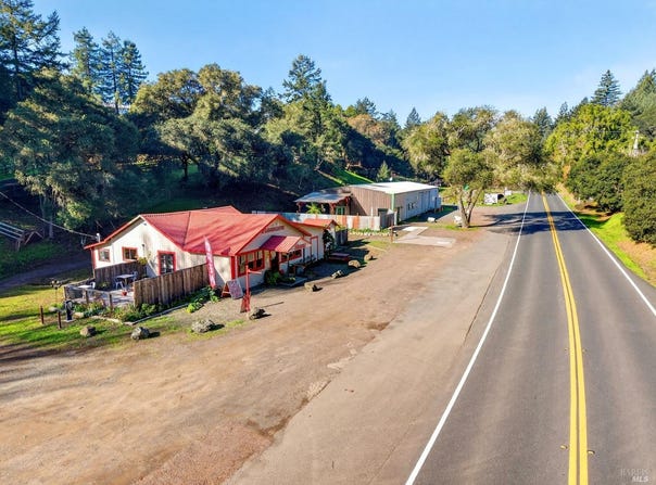 1810 Ca-128 Highway, Navarro, CA 95463