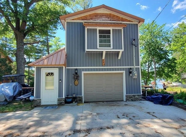 244 Hillcrest, Harrison, MI 48625