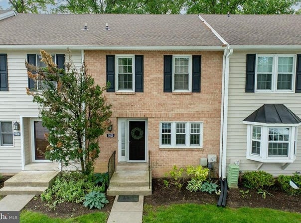 1605 N GLEN DRIVE, GLEN MILLS, PA 19342