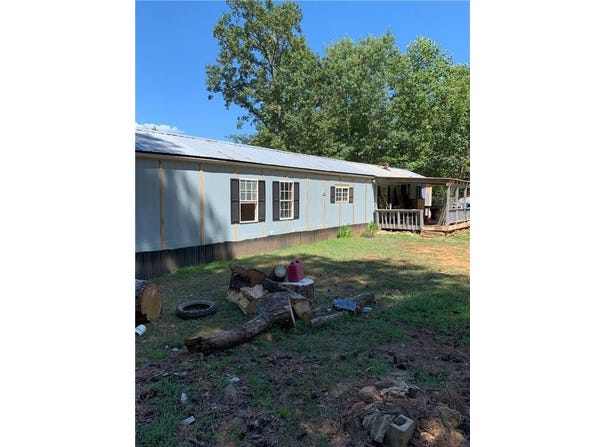 17 Lewis Drive, Lavonia, GA 30553