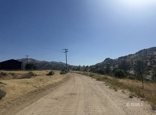 2350&2352 Sweetwater Dr, Lake Isabella, CA 93240