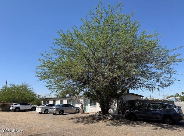 1215 E MISSION Lane, Phoenix, AZ 85020