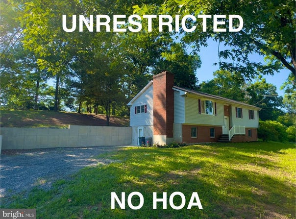 10393 MARTINSBURG ROAD, HEDGESVILLE, WV 25427