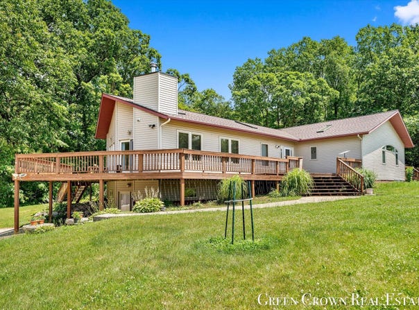 9181 Pennfield Road, Battle Creek, MI 49014