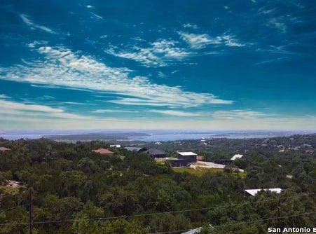 Night Hawk Ln, Canyon Lake, TX 78133