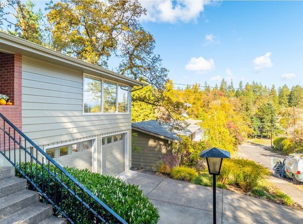 3460 MCMILLAN St, Eugene, OR 97405