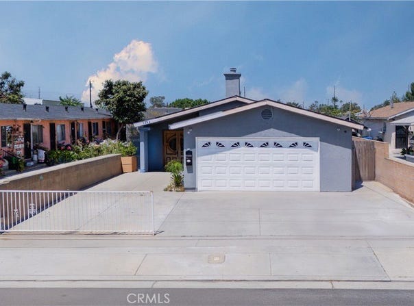 1049 Sanford Avenue, Wilmington, CA 90744