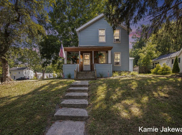 111 E Union Street, Greenville, MI 48838