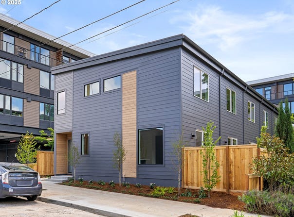 4912 SE Caruthers ST, Portland, OR 97215