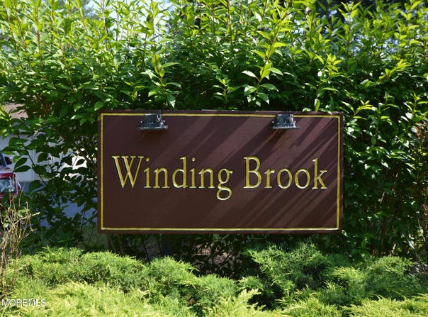 11 Fern Court, Tinton Falls, NJ 07724
