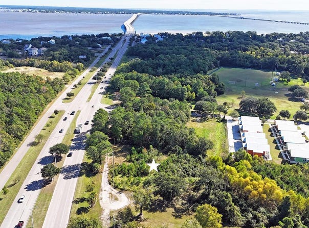 250-252 Hwy 90, Bay Saint Louis, MS 39520
