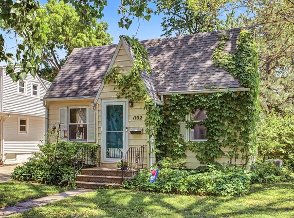 1102 Curtiss Avenue, Ames, IA 50010