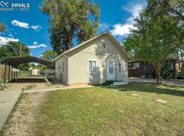 1126 Jackson Street, Pueblo, CO 81004