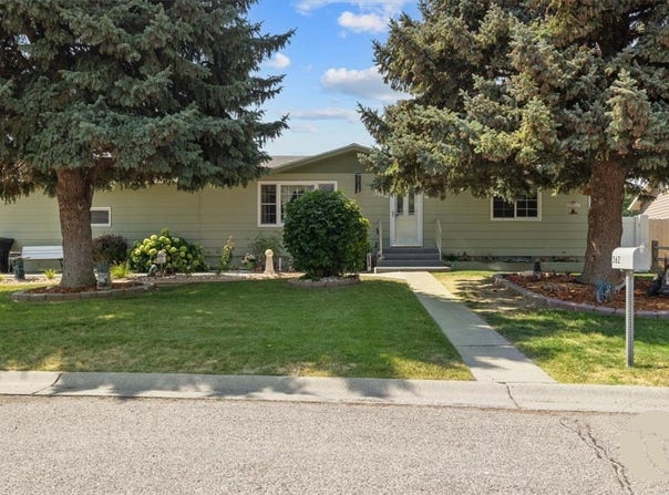 362 Phyllis Circle E, Billings, MT 59102