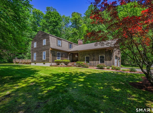 124 Brainard Hill Road, Haddam, CT 06441