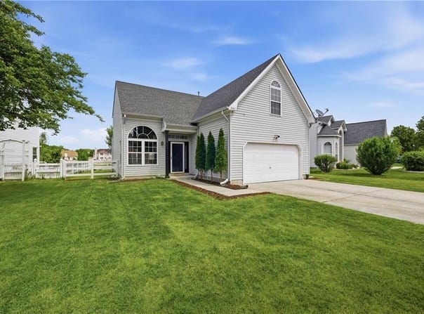2461 Seven Kings Road, Virginia Beach, VA 23456