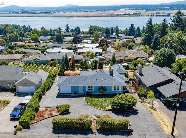 6807 CORREGIDOR Rd, Vancouver, WA 98664