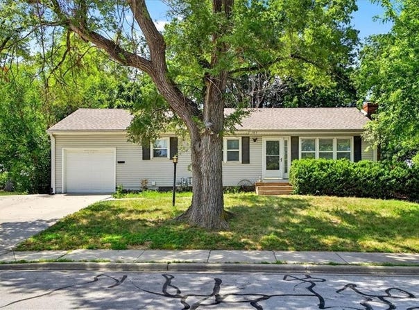 105 S Burch Street, Olathe, KS 66061