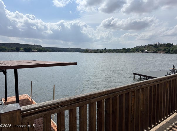 53 E Lakeshore Drive, Ransom Canyon, TX 79366