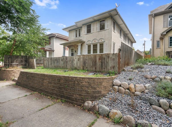 918 Queen Avenue N, Minneapolis, MN 55411