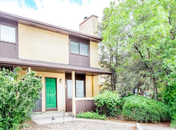 6 Pineridge Court, Pueblo, CO 81001