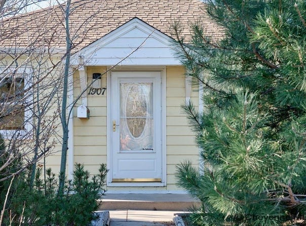 1907 E PERSHING BLVD, Cheyenne, WY 82001