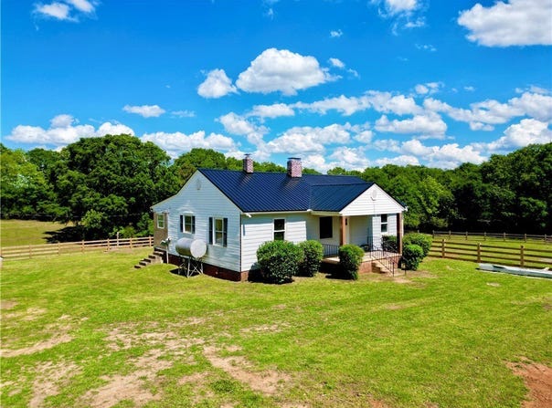 129 Smith Motors Road, Anderson, SC 29621