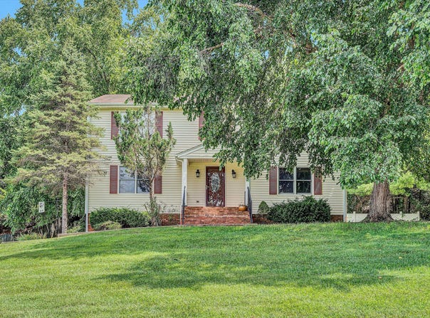 5224 Setter RD, Roanoke, VA 24012