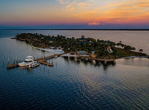 8 Black's Island Tr, Port St. Joe, FL 32456