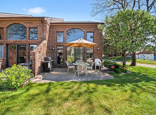 212 Harbor Drive, Ludington, MI 49431