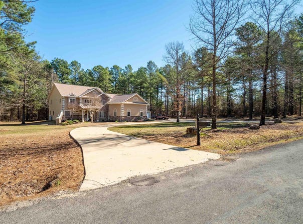 241 High Peak Road, Hot Springs, AR 71909