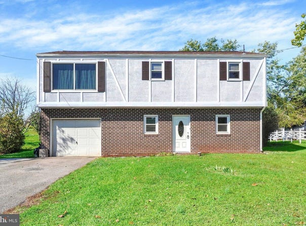 3421 EMIG SCHOOL Road, DOVER, PA 17315