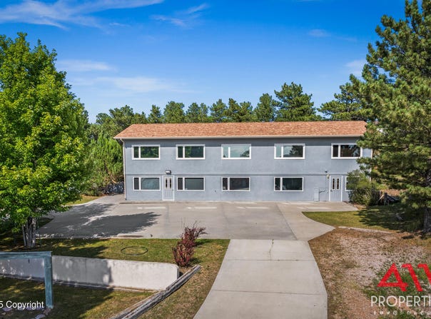 420 Deanne Ave -, Newcastle, WY 82701
